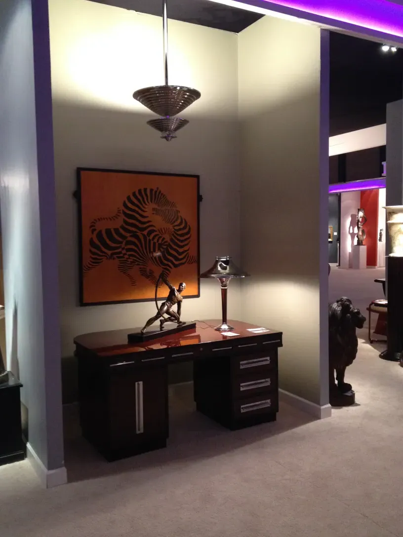 アンティークハンギングランプアールデコが現代の部屋を照らす