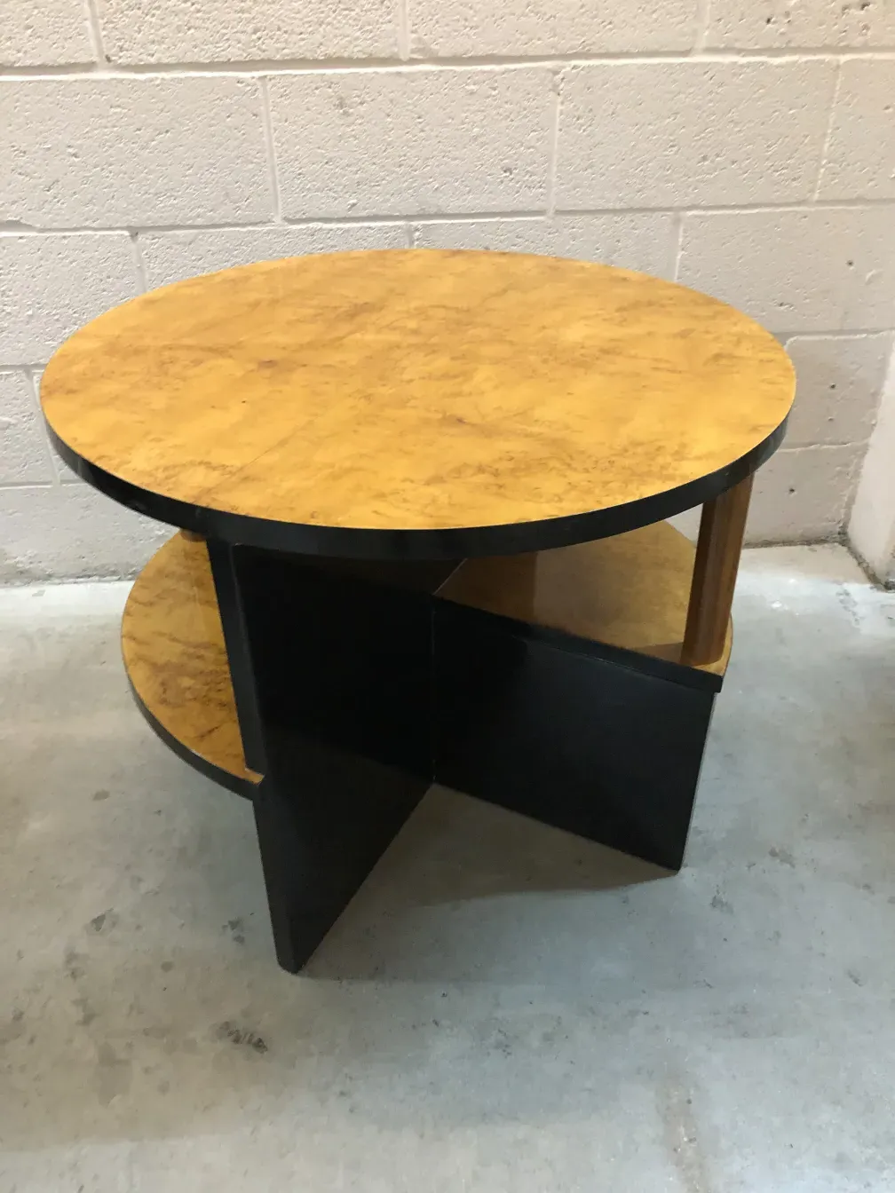 오래된 작은 테이블 아르데코 원형 탁상