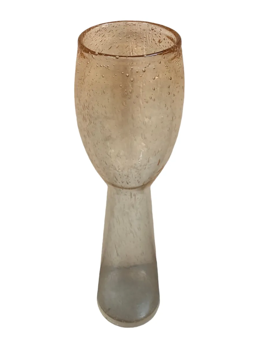 vaso antigo murano com formato elegante em azul claro