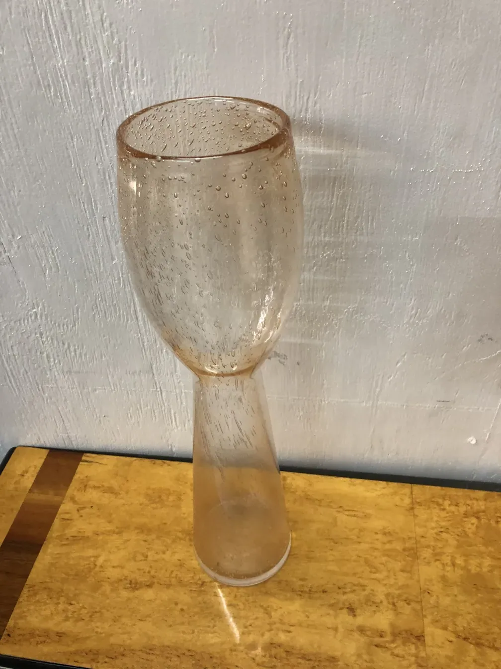 2 antique Murano vases with a bubble texture