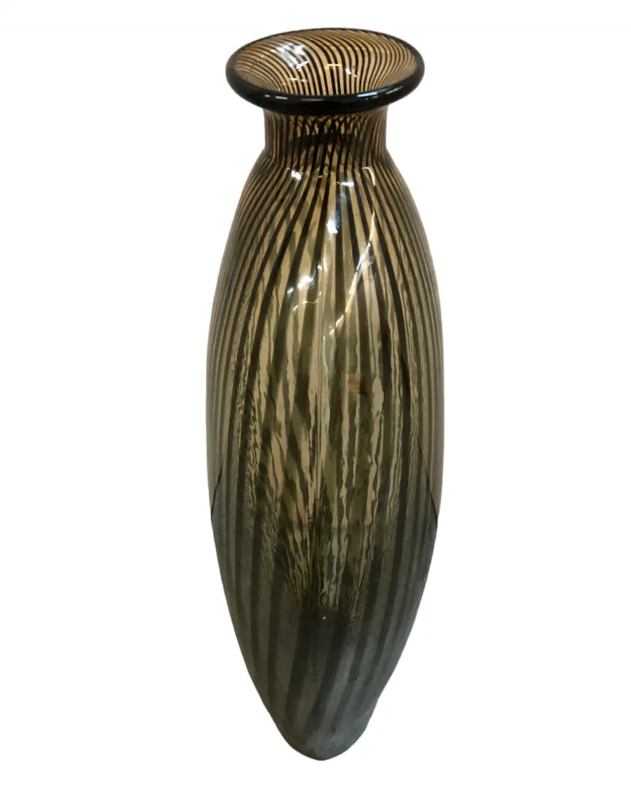 murano vases with elegant dark tone design