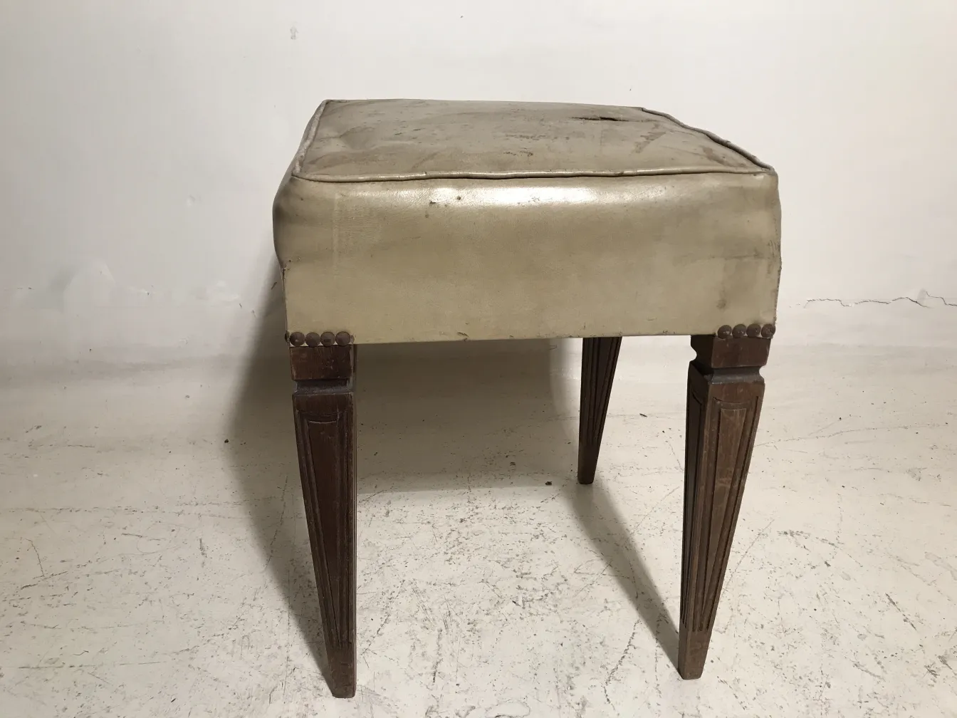 comfortable antique sidewalk with detailed legs and smooth texture