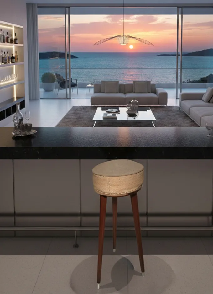 banqueta de antigüedad con un diseño contemporáneo y elegante, en un ambiente moderno junto al mar