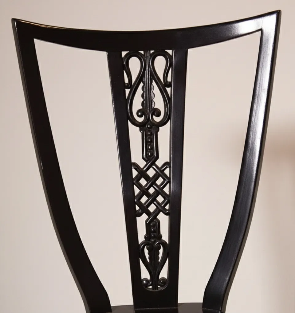 6 antique chairs and 2 armchairs for restoration with decorative carvings