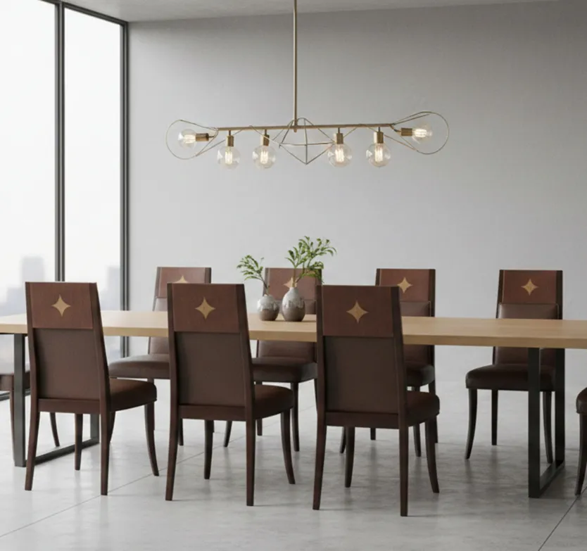 12 sedie antiche in una sala da pranzo illuminata, atmosfera moderna.