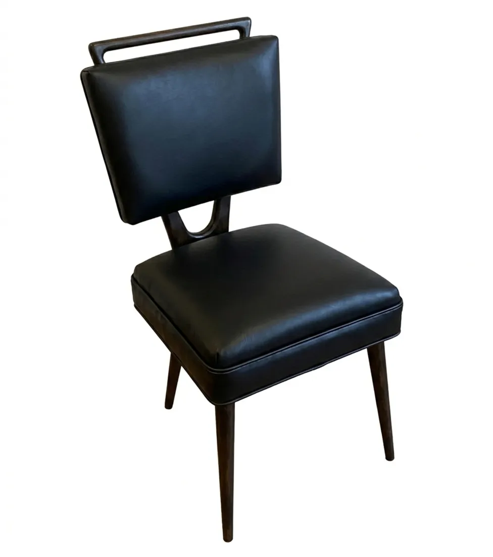 cadeiras antigas, design único, para restaurar