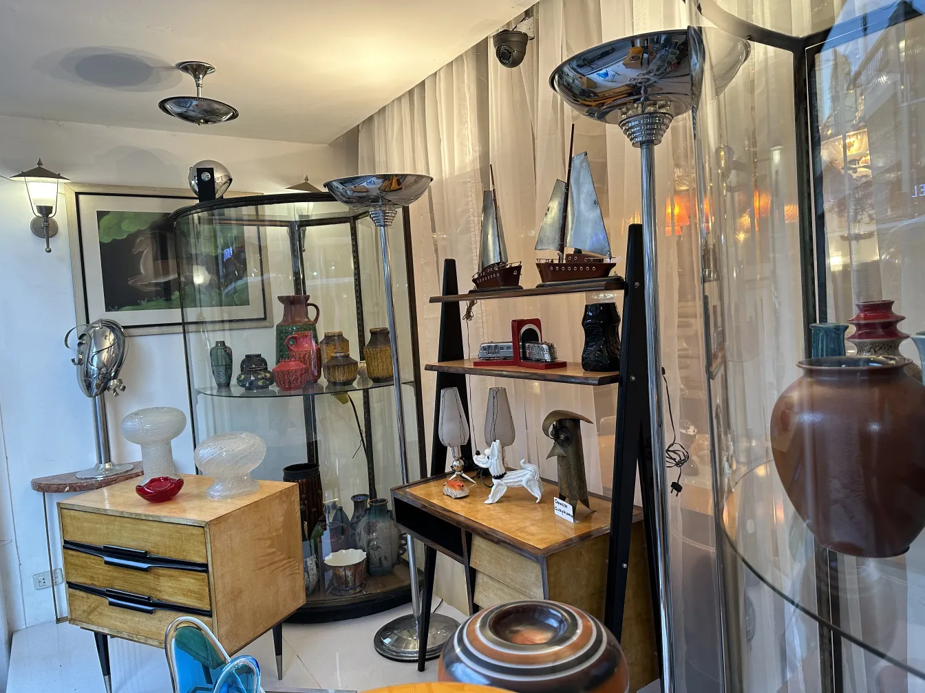 antike Tischlampe Art Deco mit dekorativen Details