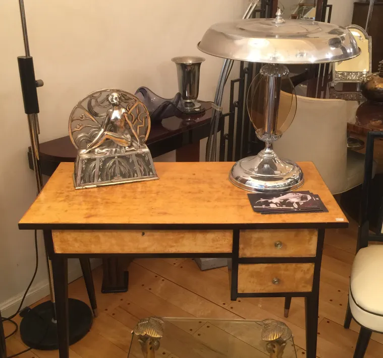 lampara de mesa antigua art deco con base metálica