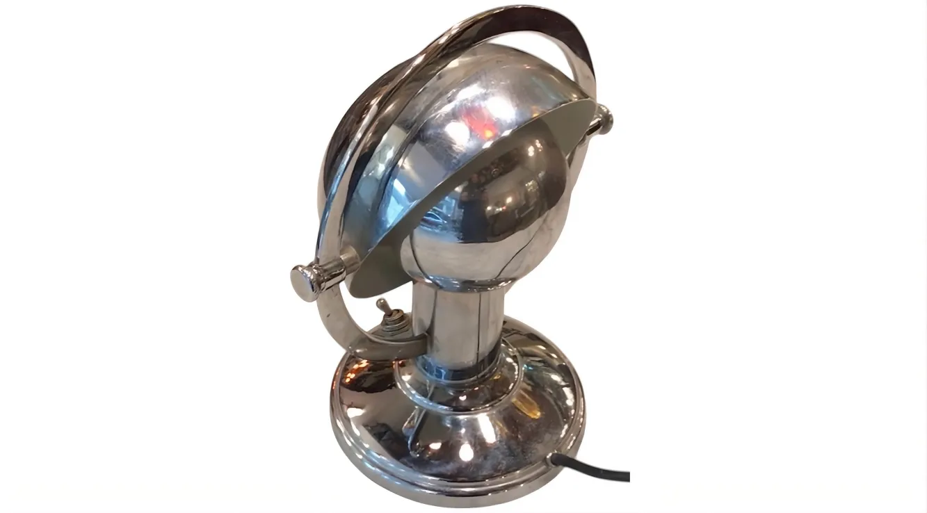 antique table lamp featuring a shiny art deco design