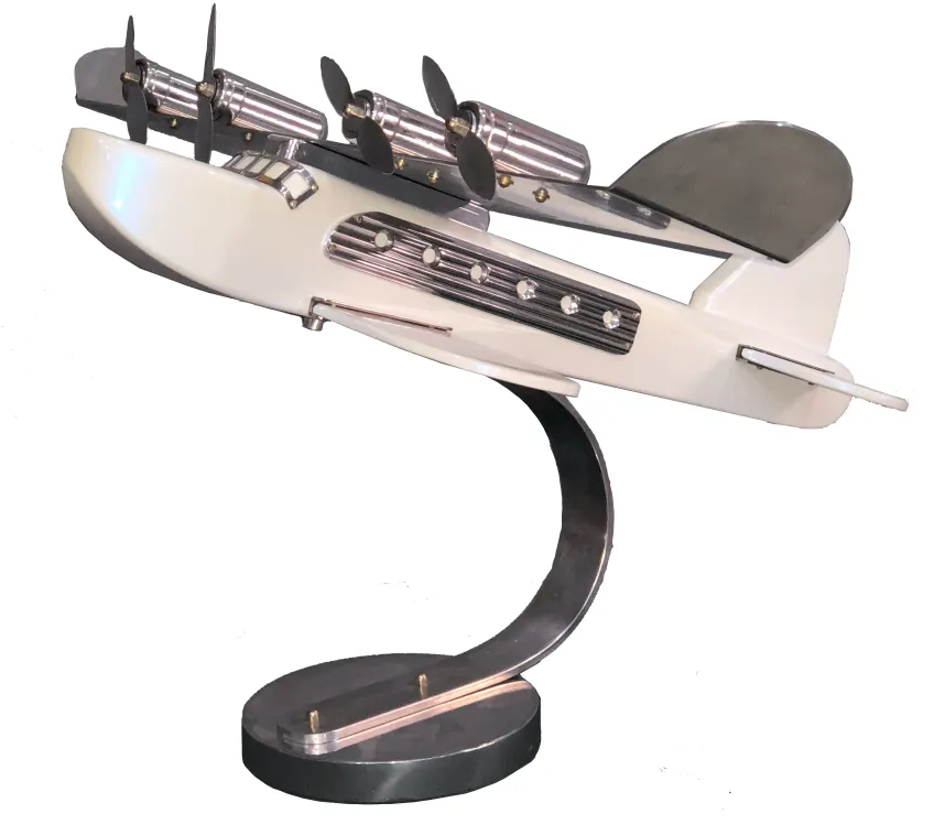 modelo antigo de avião com hélices e suporte moderno