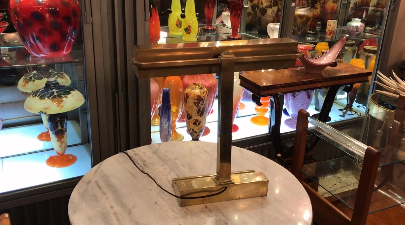 antique art deco table lamp on marble table