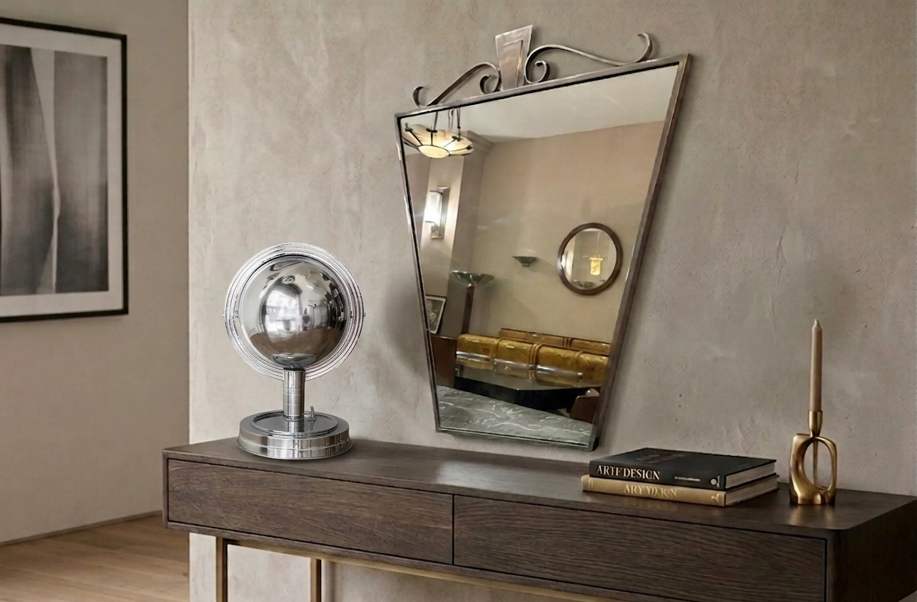 Lámpara de mesa antigua de diseño moderno con base de metal y esfera brillante