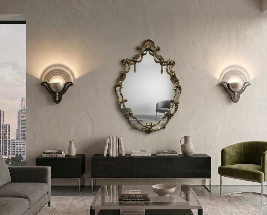 벽에 걸린 장식용 고전 거울