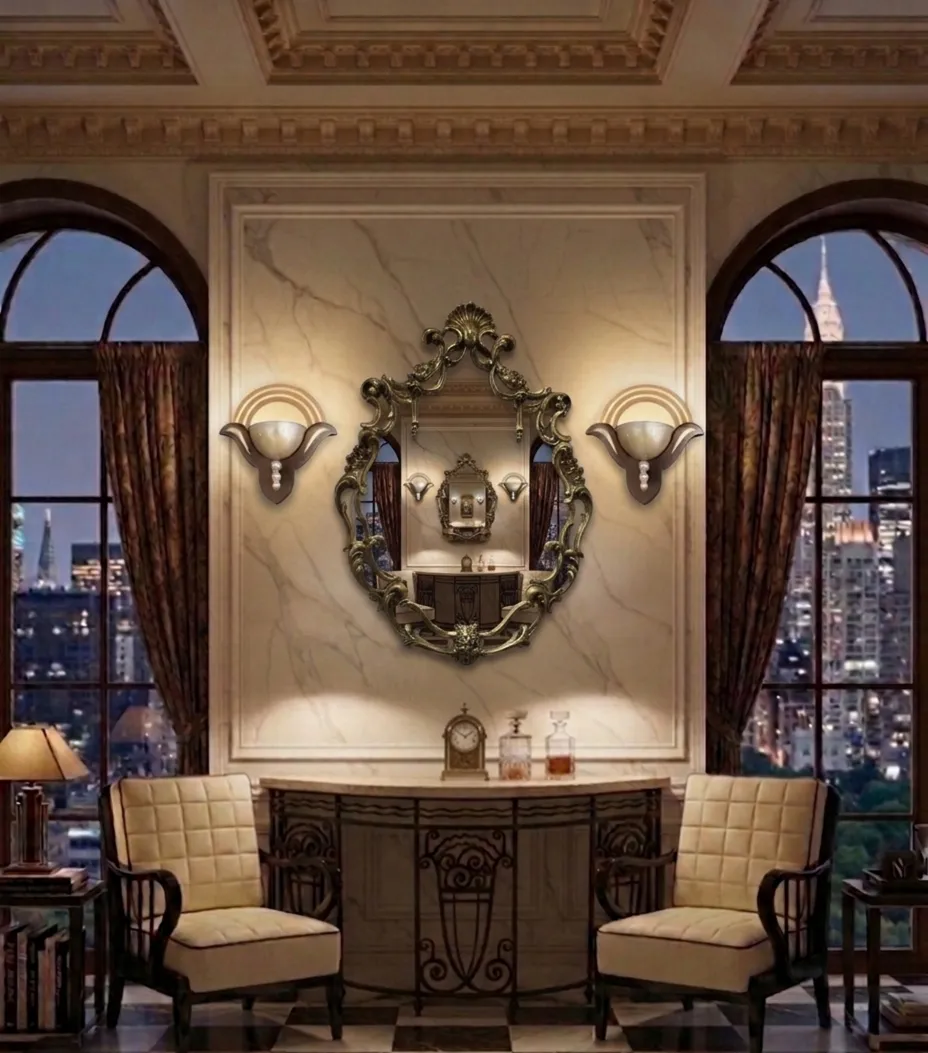 우아한 방에 있는 장식용 고급 거울, 창밖의 경치