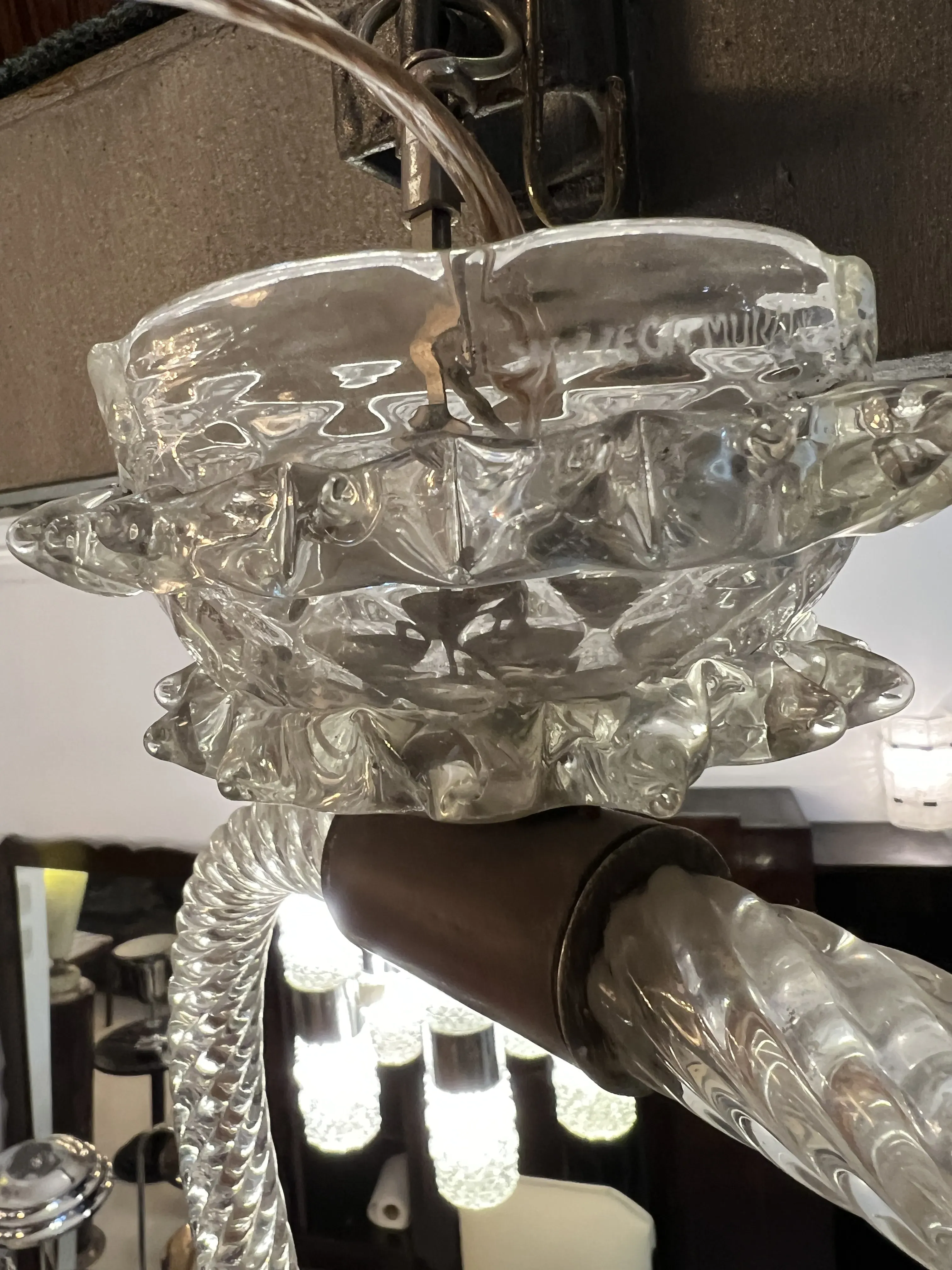 Antike Hängelampe mit Glaselementen mazzega murano, gemütliche Atmosphäre