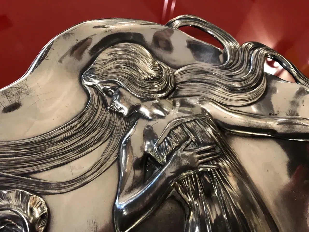 古董卡片托盘，带有细致的设计