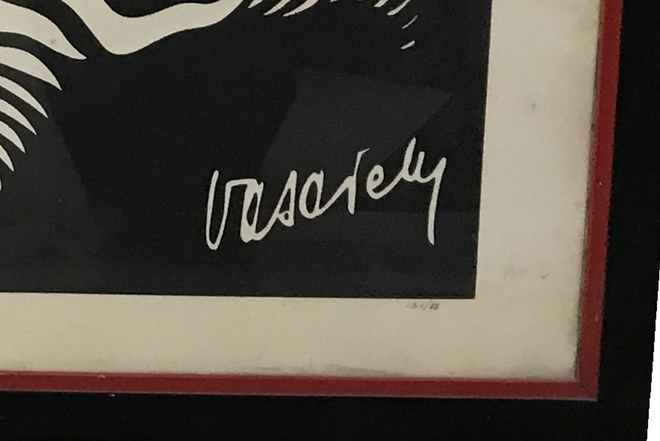 Altes Vasarely-Blatt mit abstrakten schwarz-weißen Formen.