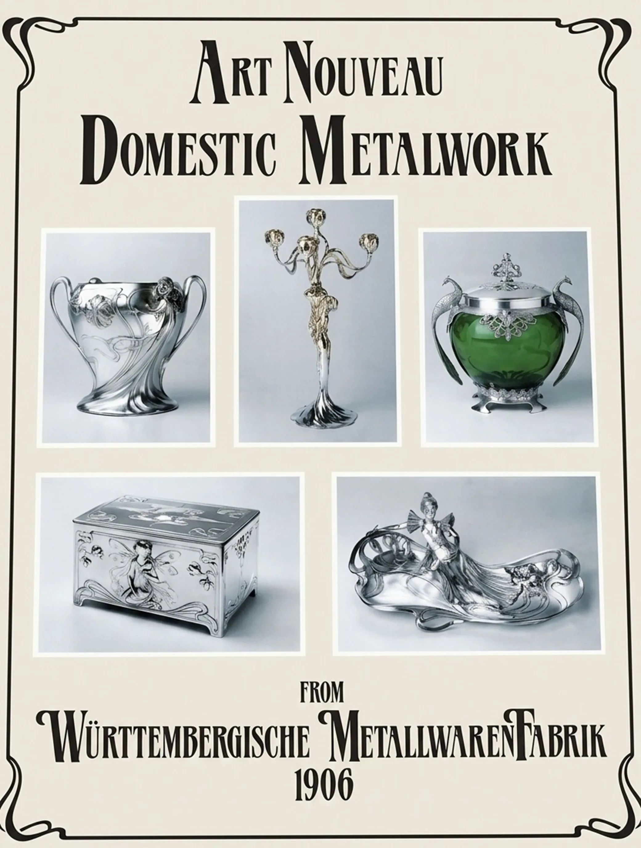 Lot de 2 plateaux de cartes anciens wmF avec un design élégant sur fond neutre.