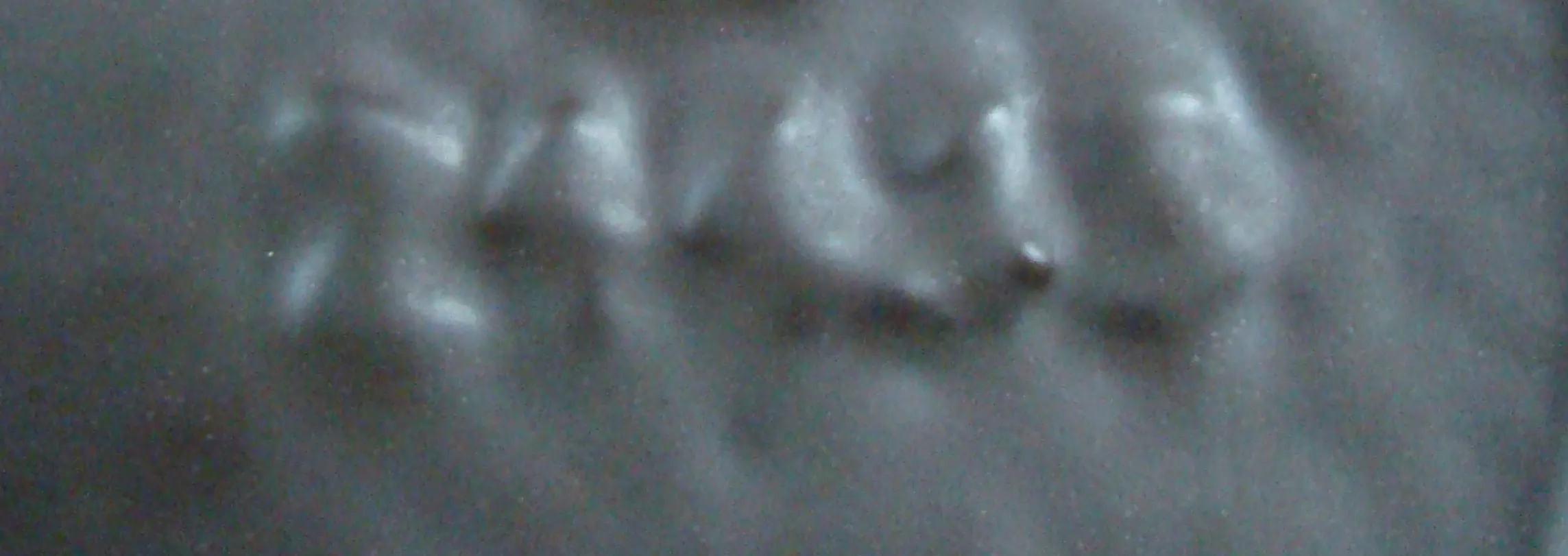 Decorative antique ceramic with unique design by Carstens Tönnieshof.