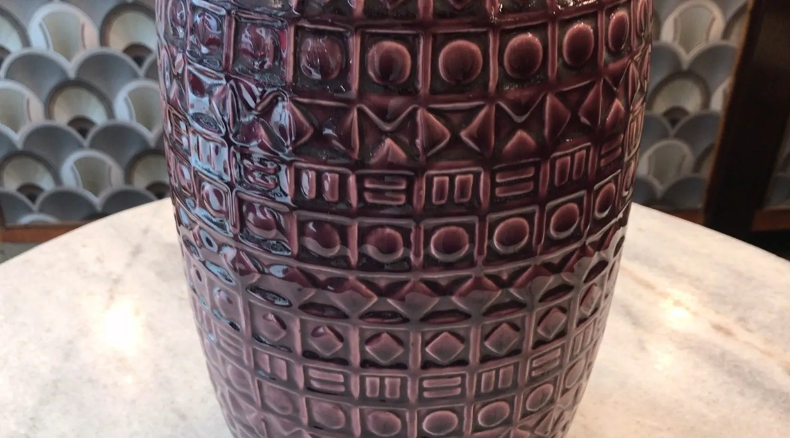 Decorative antique ceramic with distinctive patterns