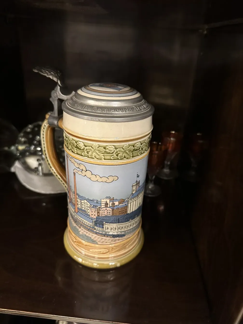 jarra de cerámica antigua de Villeroy & Boch con diseño colorido