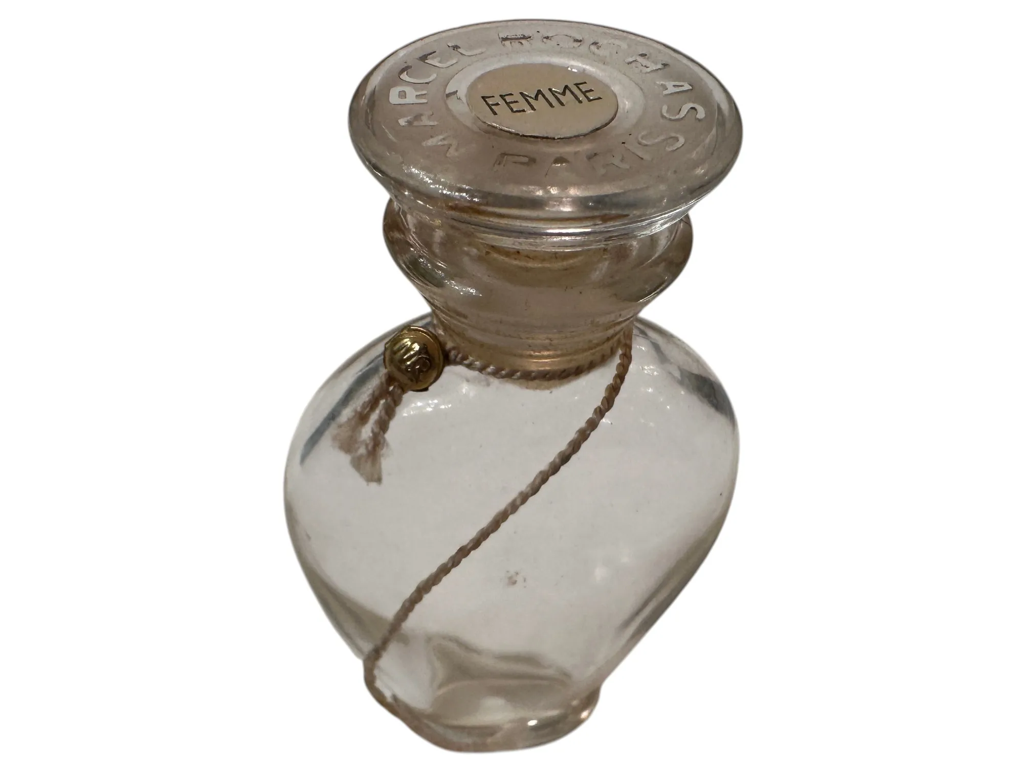 Frasco de perfume antigo com tampa de vidro decorativa.