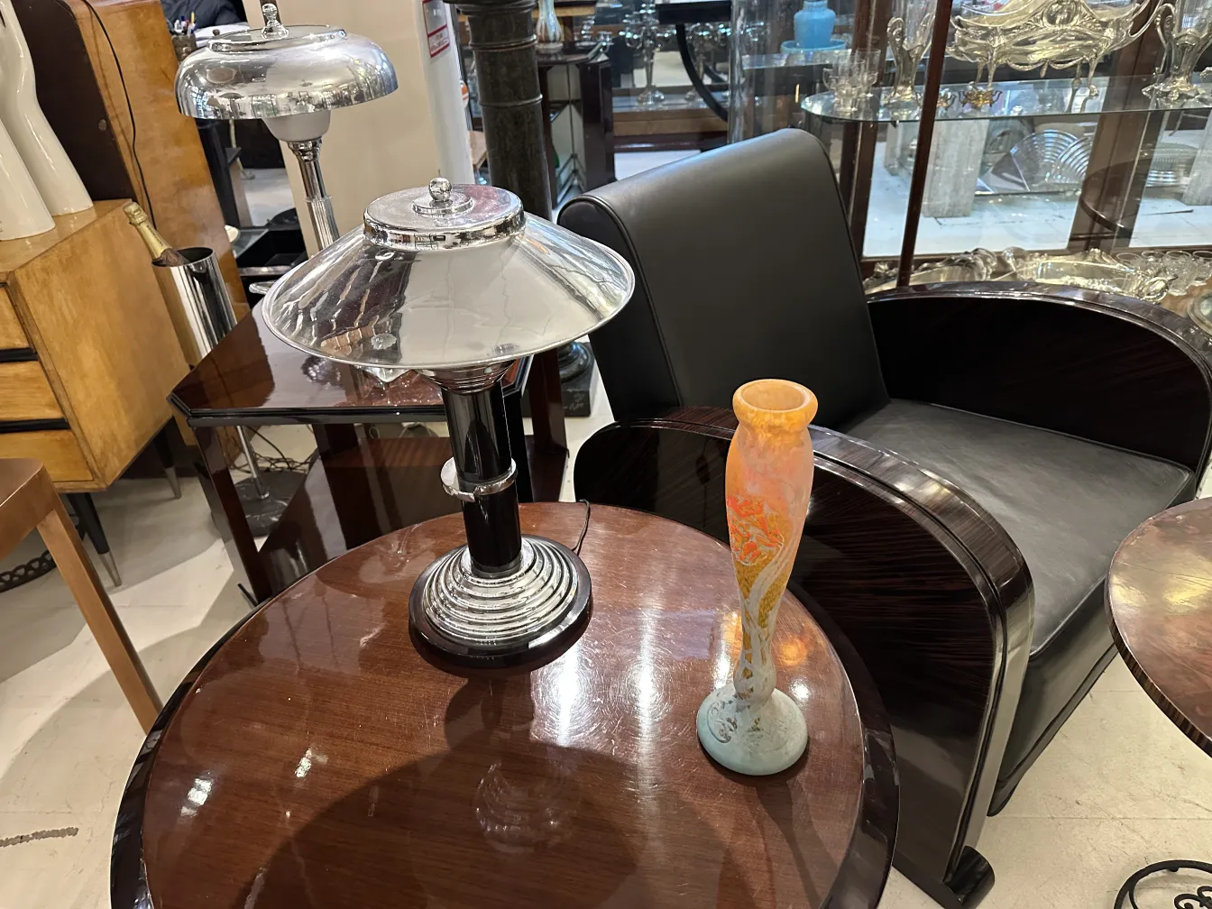 装饰有橙色和黄色花朵的玻璃，Daum Nancy