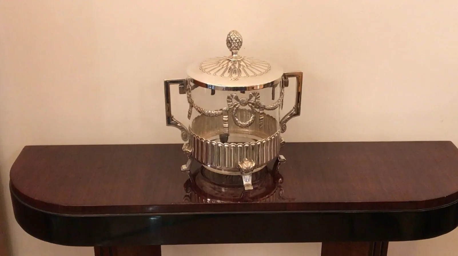 antike WMF Bowle mit dekorativ geformtem Deckel