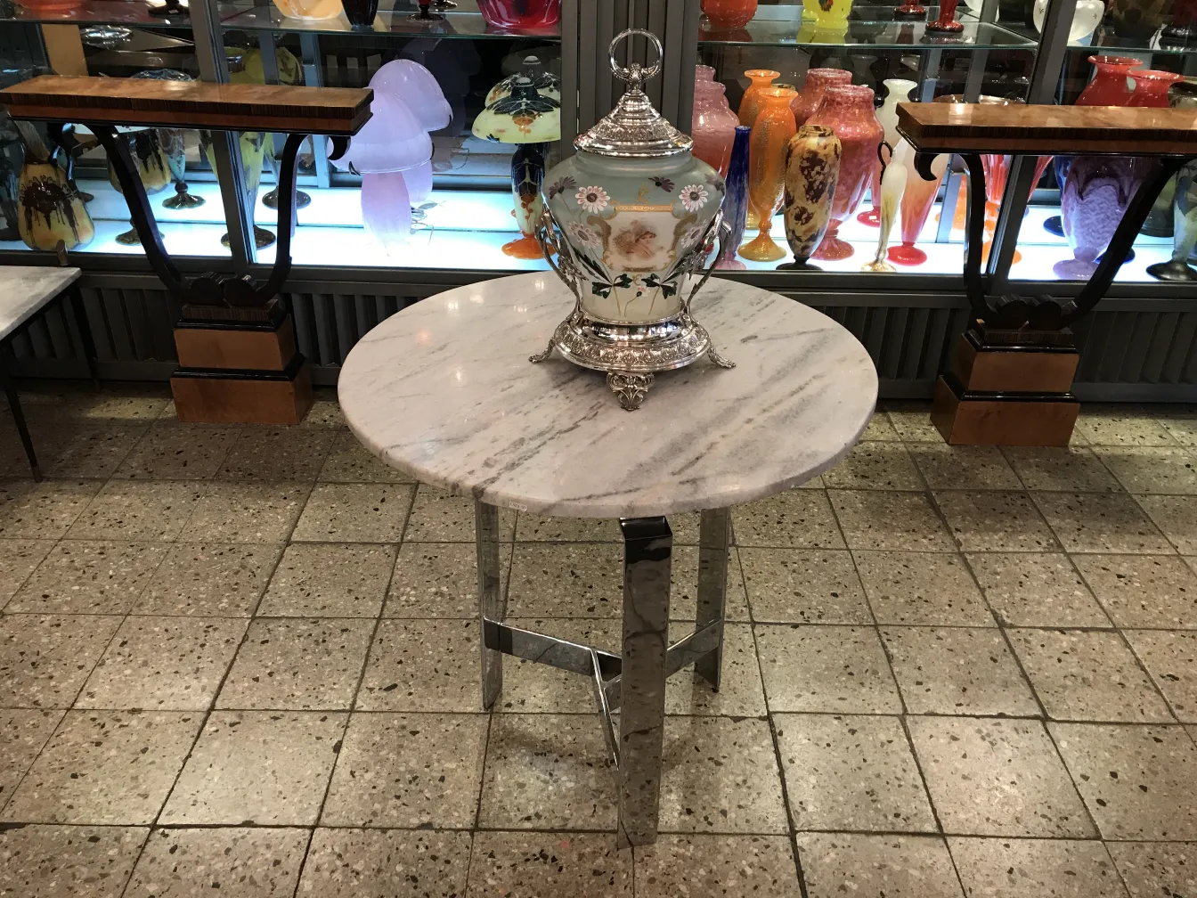 古董潘趣酒碗WMF装饰有花朵