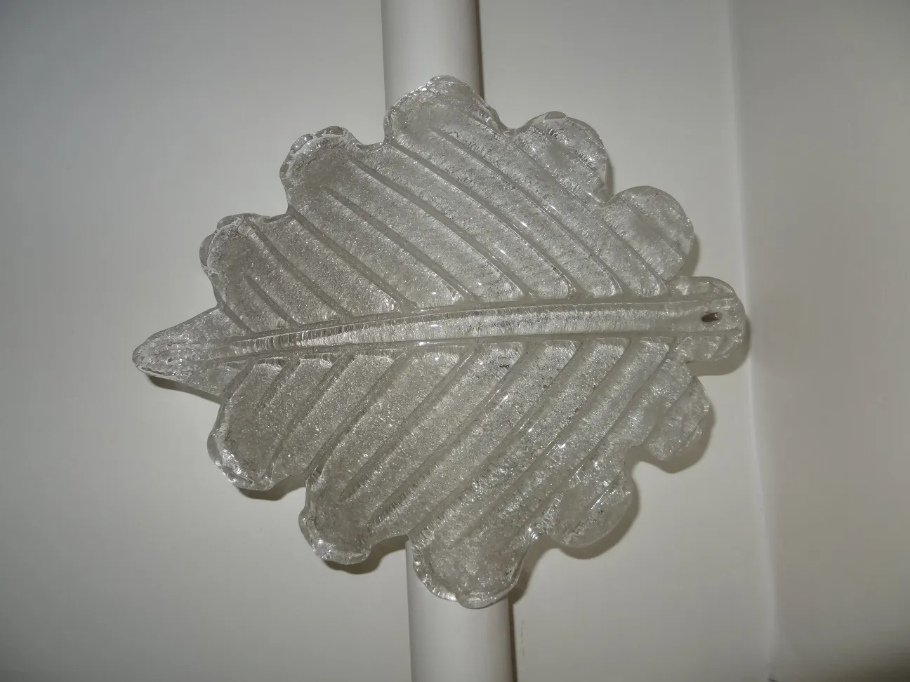 Paire d'appliques antiques en forme de feuille, ambiance naturelle