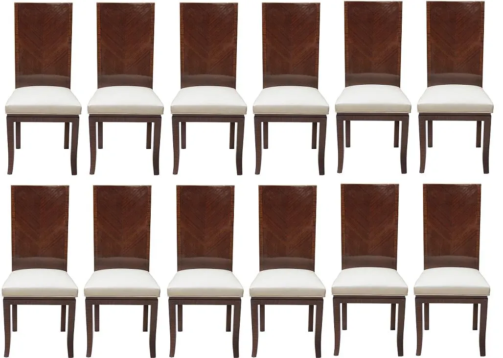 12 Chaises