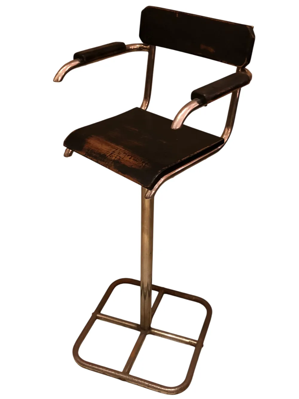 1 Seggiolone (da restaurare)