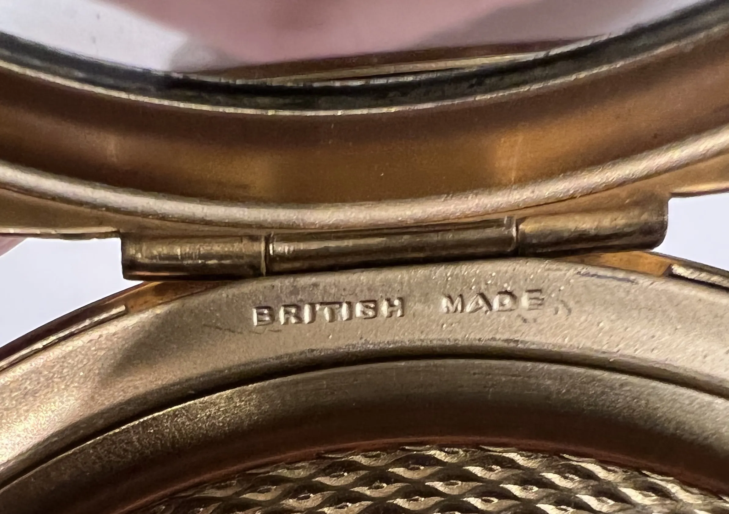 古い印章に表示された british made