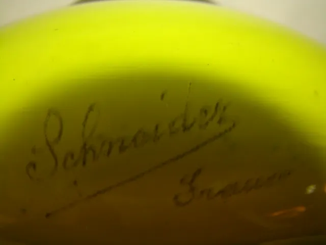 도장의 schneider france 글자