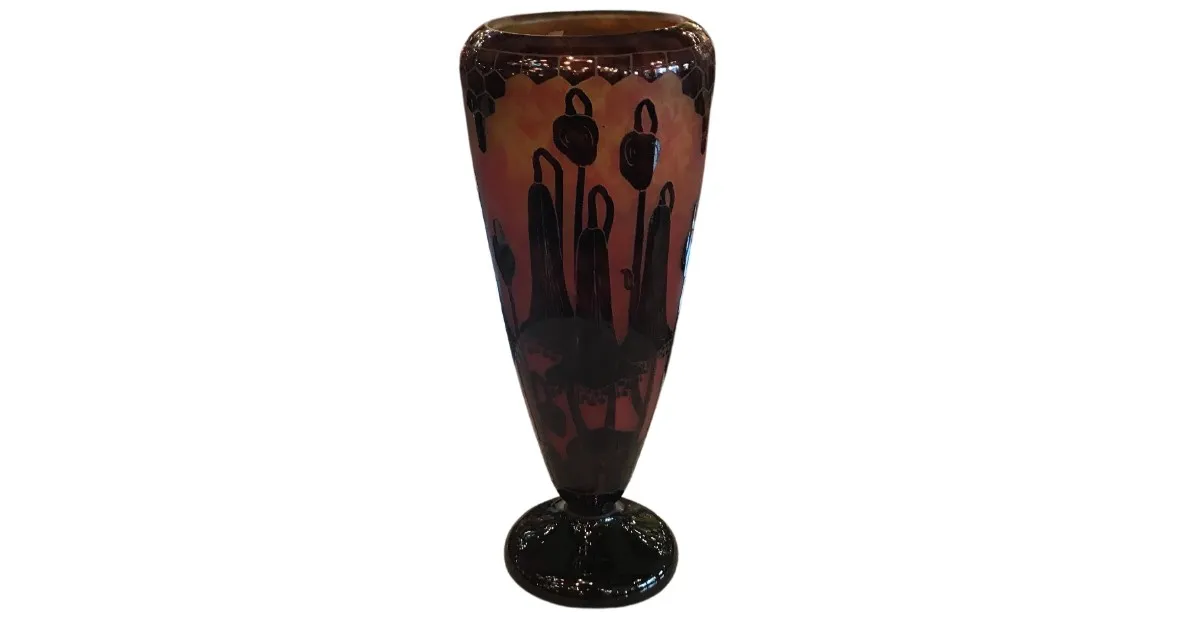زجاج موقّع (Le Verre) (فرنسي)