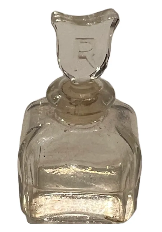 زجاجة عطر