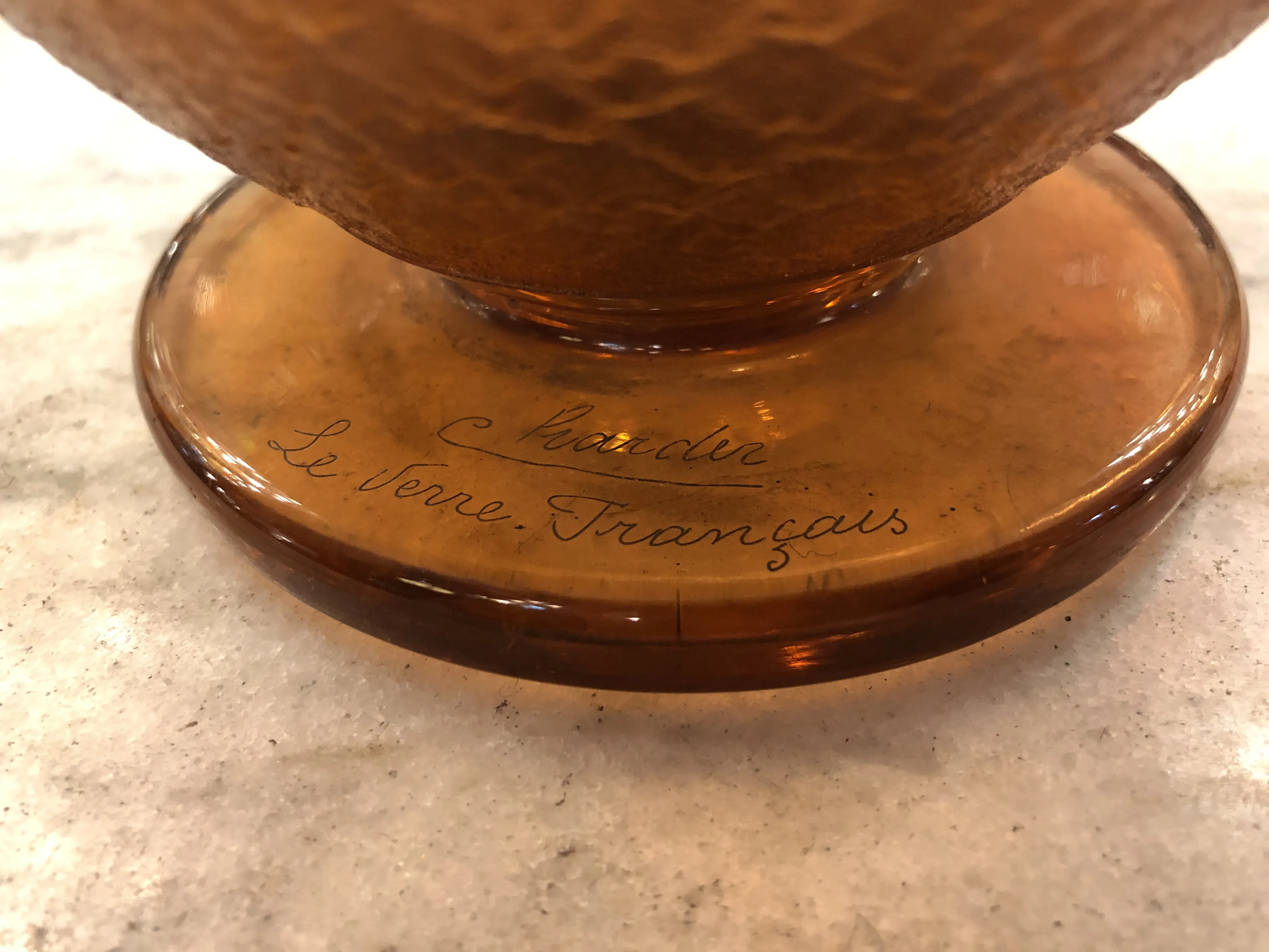 ختم قديم تشاردر مع نقش le verre francais